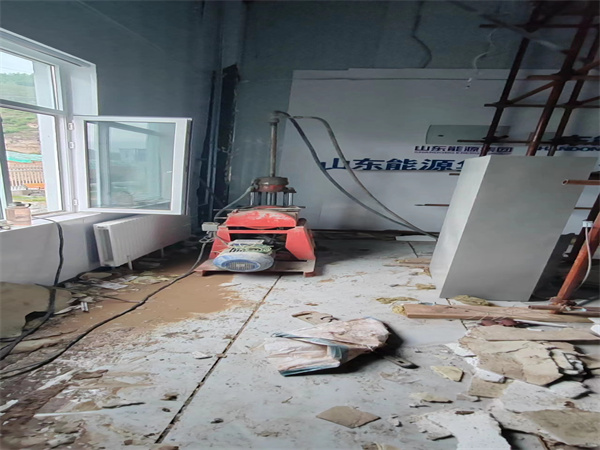 浠水地基基础下沉墙体裂缝加固注浆顶升施工